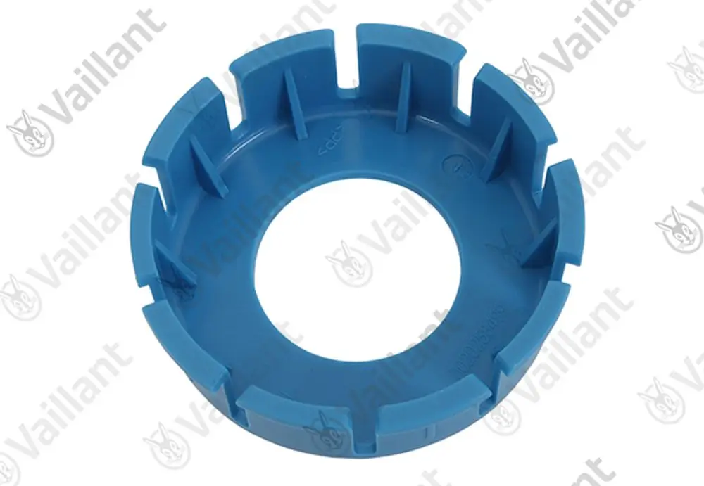 Blaue Abgasblende von Vaillant mit mehreren Einkerbungen im Rand und einem zentralen Loch. Die Struktur ist robust und für spezifische Installationen konzipiert.